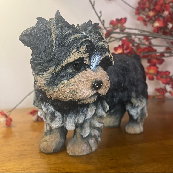 Danbury Mint Biscuit Yorkshire Terrier Collectible Figurine - Picture 4 of 8